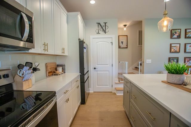 2236 Old Washington Rd, Cedar Hill, TN 37032