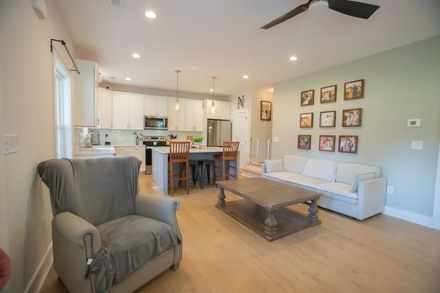 2236 Old Washington Rd, Cedar Hill, TN 37032