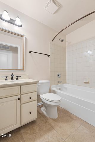 469 Panorama View Loop, Cary, NC 27519