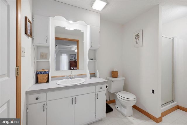154 SPOOK HOLLOW RD, Berkeley Springs, WV 25411