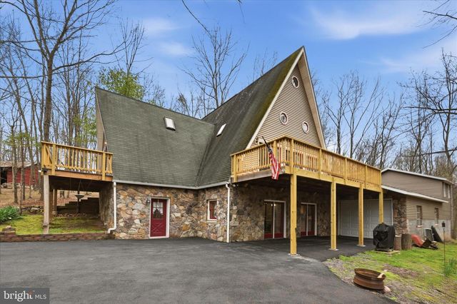 154 SPOOK HOLLOW RD, Berkeley Springs, WV 25411