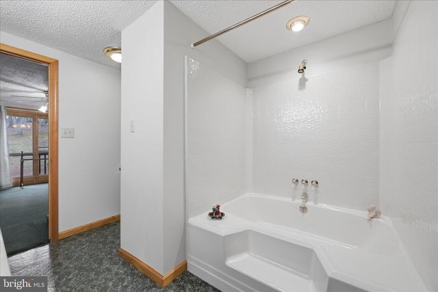 154 SPOOK HOLLOW RD, Berkeley Springs, WV 25411