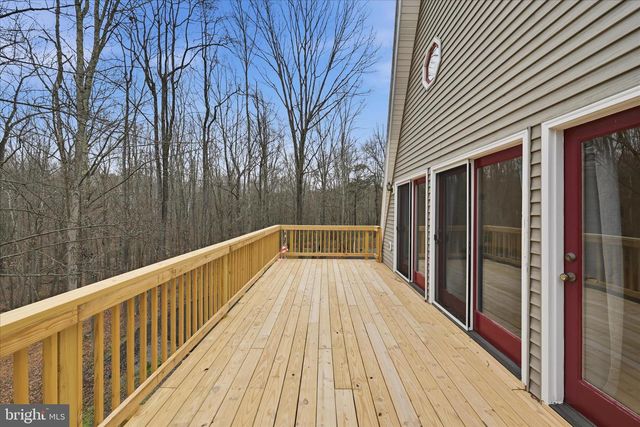 154 SPOOK HOLLOW RD, Berkeley Springs, WV 25411