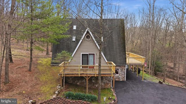 154 SPOOK HOLLOW RD, Berkeley Springs, WV 25411