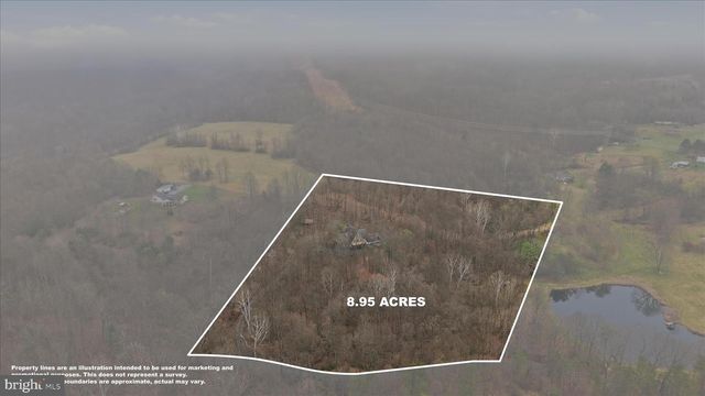 154 SPOOK HOLLOW RD, Berkeley Springs, WV 25411