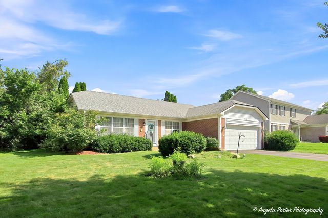 1940 Honey Locust Drive, Algonquin, IL 60102