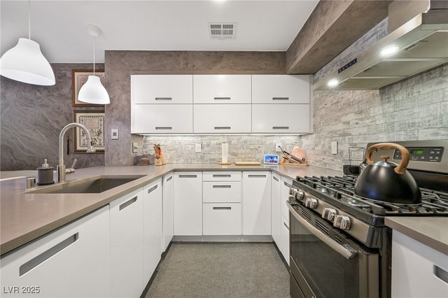 2128 Bavington Drive A, Las Vegas, NV 89108