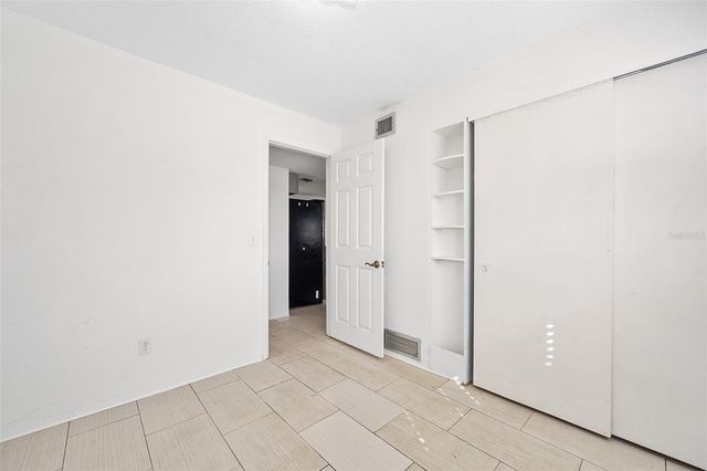 235 GREENWOOD AVENUE, Ormond Beach, FL 32174