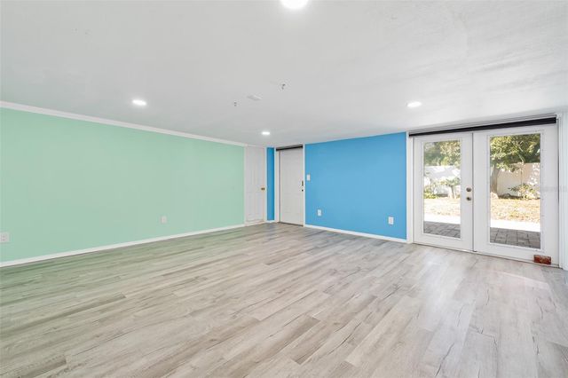 235 GREENWOOD AVENUE, Ormond Beach, FL 32174