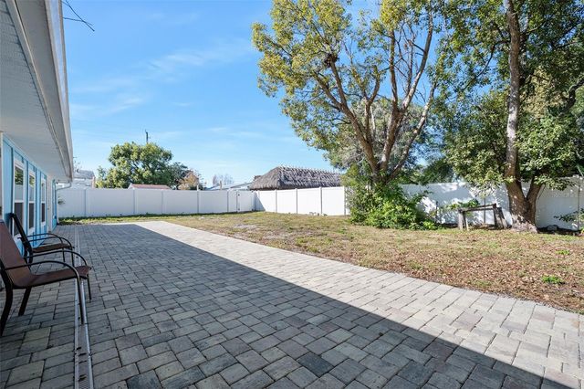 235 GREENWOOD AVENUE, Ormond Beach, FL 32174