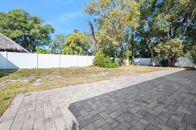 235 GREENWOOD AVENUE, Ormond Beach, FL 32174