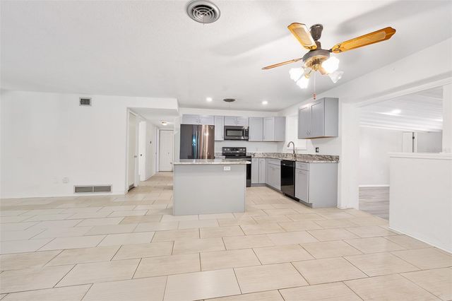 235 GREENWOOD AVENUE, Ormond Beach, FL 32174