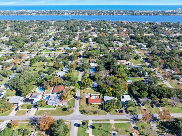 235 GREENWOOD AVENUE, Ormond Beach, FL 32174