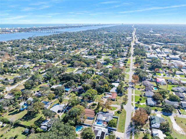 235 GREENWOOD AVENUE, Ormond Beach, FL 32174