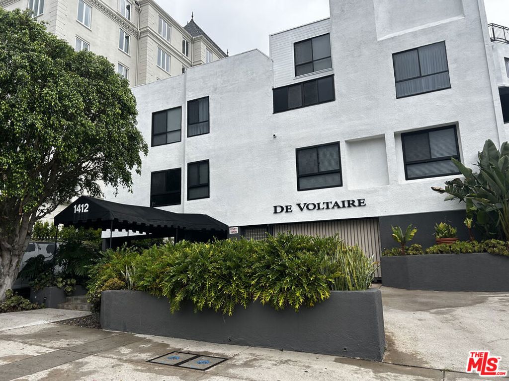 1412 N Crescent Heights Boulevard 104, West Hollywood, CA 90046 — photo 2