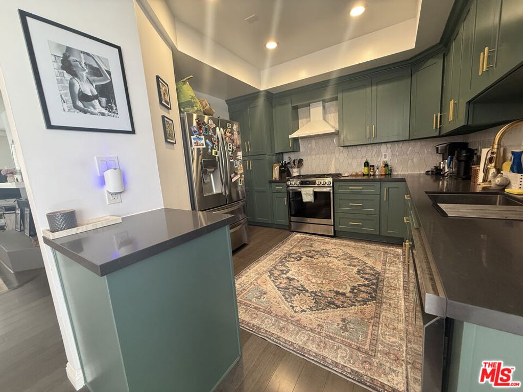 1412 N Crescent Heights Boulevard 104, West Hollywood, CA 90046 — photo 5