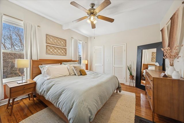 647 S Taylor Avenue, Oak Park, IL 60304