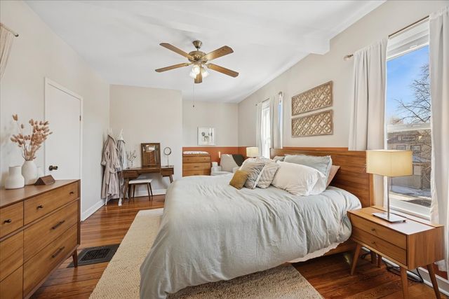 647 S Taylor Avenue, Oak Park, IL 60304