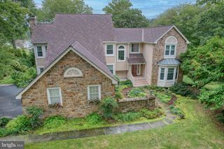 12 WEST SHORE CT, Landenberg, PA 19350