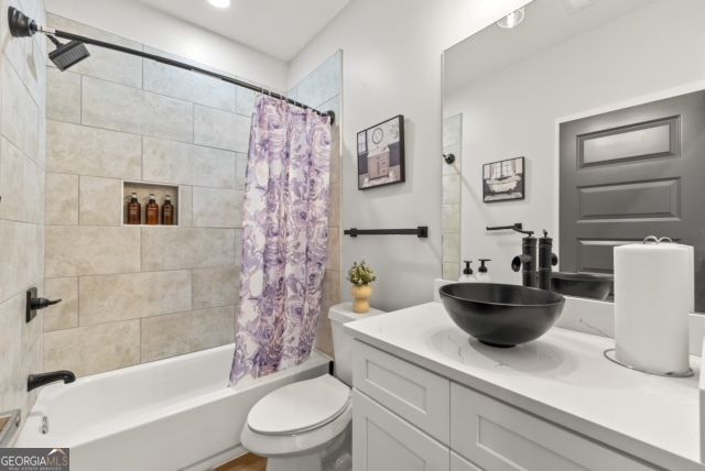 410 Utoy Circle SW, Atlanta, GA 30331