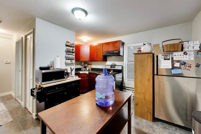 1910 S Leavitt Street, Chicago, IL 60608