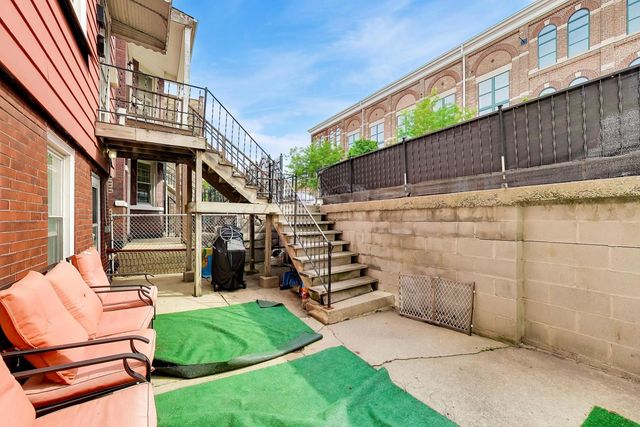 1910 S Leavitt Street, Chicago, IL 60608