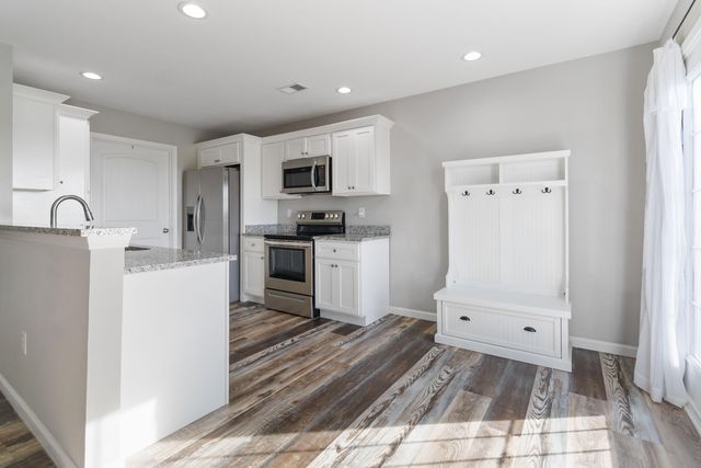 111 Dean Drive, Harrodsburg, KY 40330