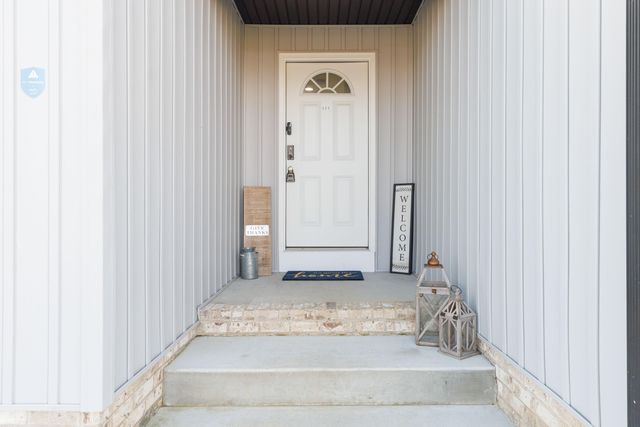 111 Dean Drive, Harrodsburg, KY 40330