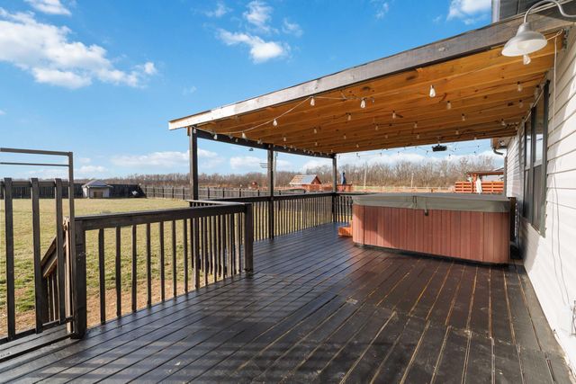 111 Dean Drive, Harrodsburg, KY 40330
