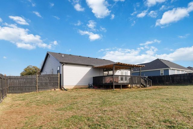 111 Dean Drive, Harrodsburg, KY 40330