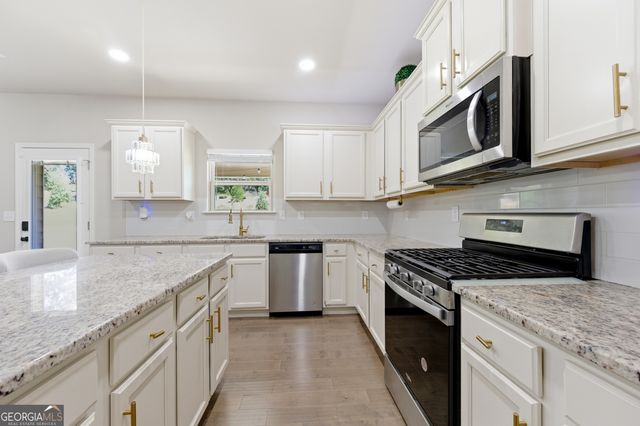 3798 Southfield Court, Loganville, GA 30052