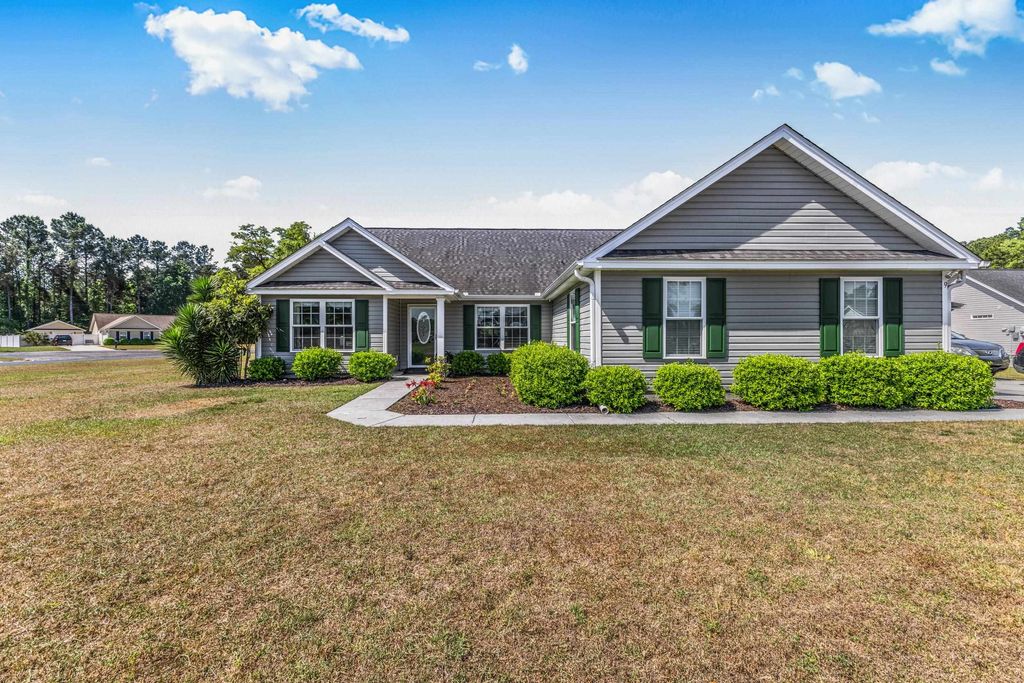 9 Rolling Oak Dr., Georgetown, SC 29440