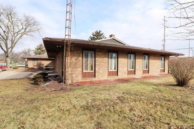 1146 S Linden Road, Flint, MI 48532