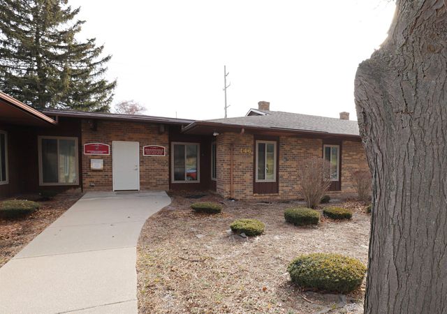 1146 S Linden Road, Flint, MI 48532