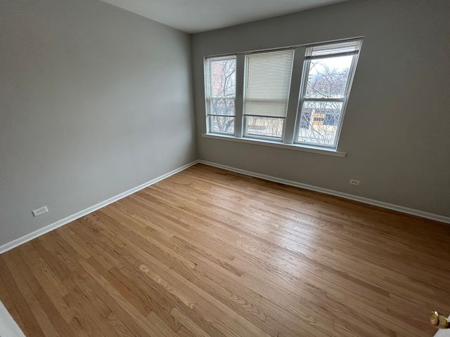 7153 W Grand Avenue 202, Chicago, IL 60707