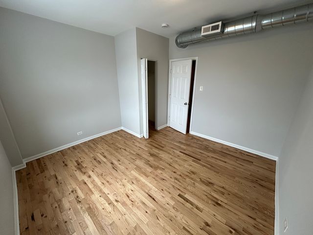 7153 W Grand Avenue 202, Chicago, IL 60707