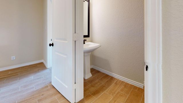 15090 Planeview DR, Salado, TX 76571