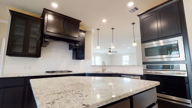15090 Planeview DR, Salado, TX 76571