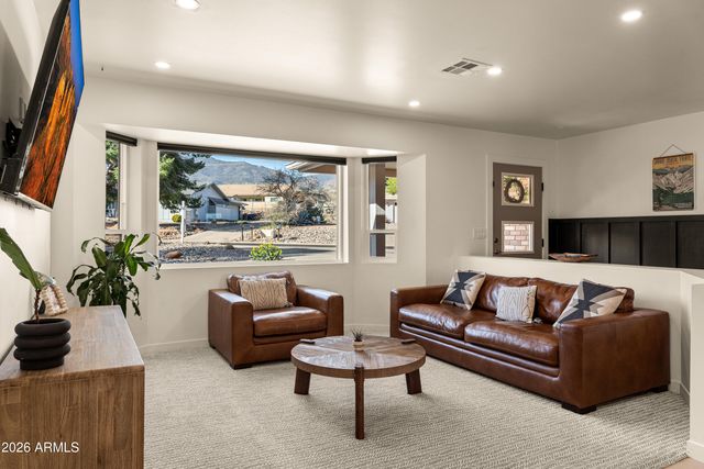 2111 Sky Drive, Clarkdale, AZ 86324