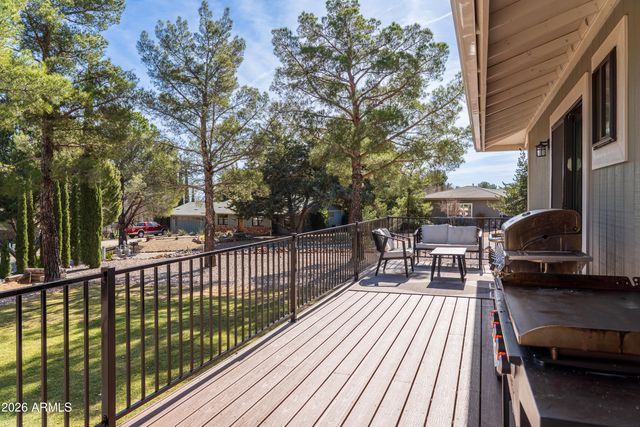 2111 Sky Drive, Clarkdale, AZ 86324