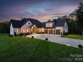38 Thistle Lane, Fletcher, NC 28732