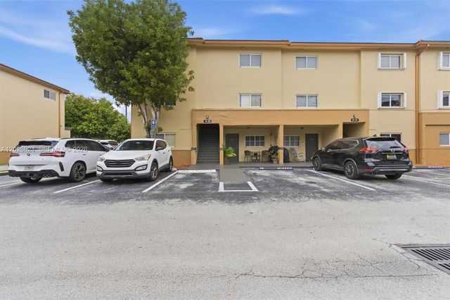 8240 SW 149th Ct 7-201, Miami, FL 33193