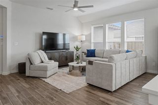 708 Willowbrook Ave, New Braunfels, TX 78130