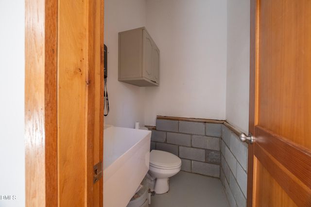 2390 Lamont Norwood Road, Pittsboro, NC 27312