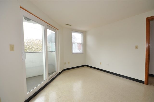 74 Union St 22, Lawrence, MA 01840