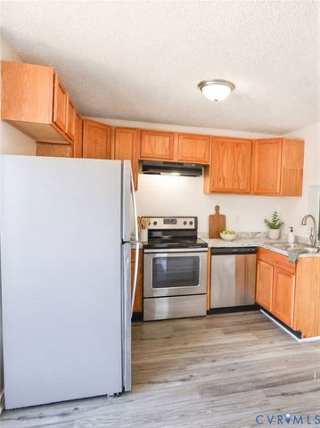 4409 Foxfire Ln, Richmond, VA 23223