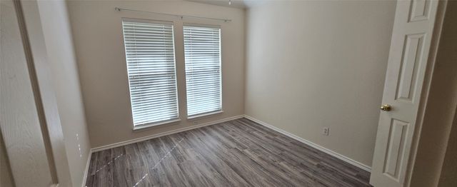 2205 Chapman Drive, Carrollton, TX 75010