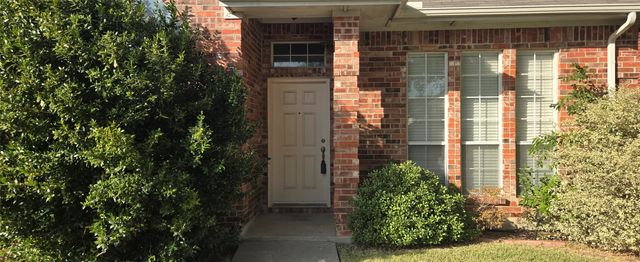 2205 Chapman Drive, Carrollton, TX 75010