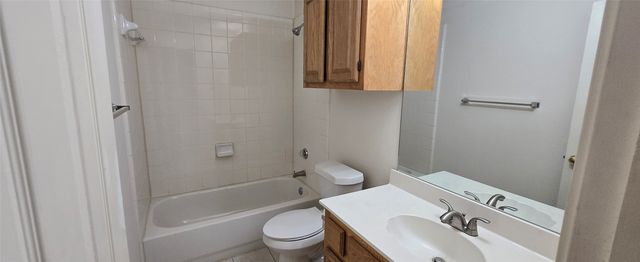 2205 Chapman Drive, Carrollton, TX 75010