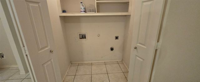 2205 Chapman Drive, Carrollton, TX 75010